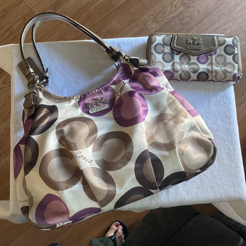 COACH PURSE AND MATCHING WALLET